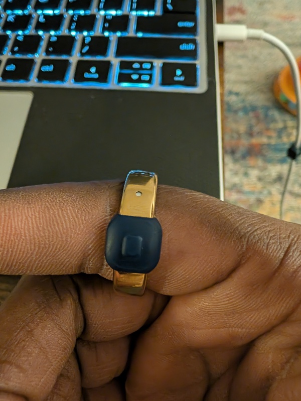 Pebble Index 01 ring worn on a finger